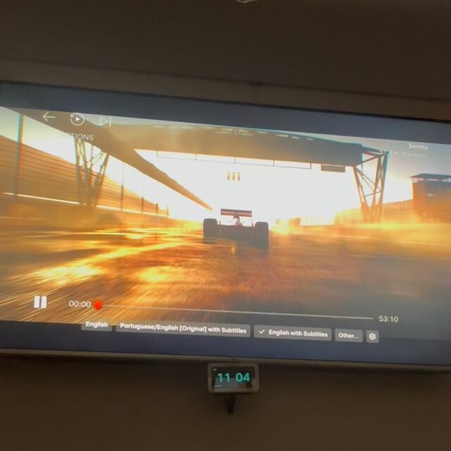 Assistindo Senna, na Netflix, e torcendo pro final ser diferente da vida real. 

Watching Senna, on Netflix, and hoping the end is different from real life.

#senna #sennasempre #sennaforever #ayrtonsenna #netflix #netflixseries